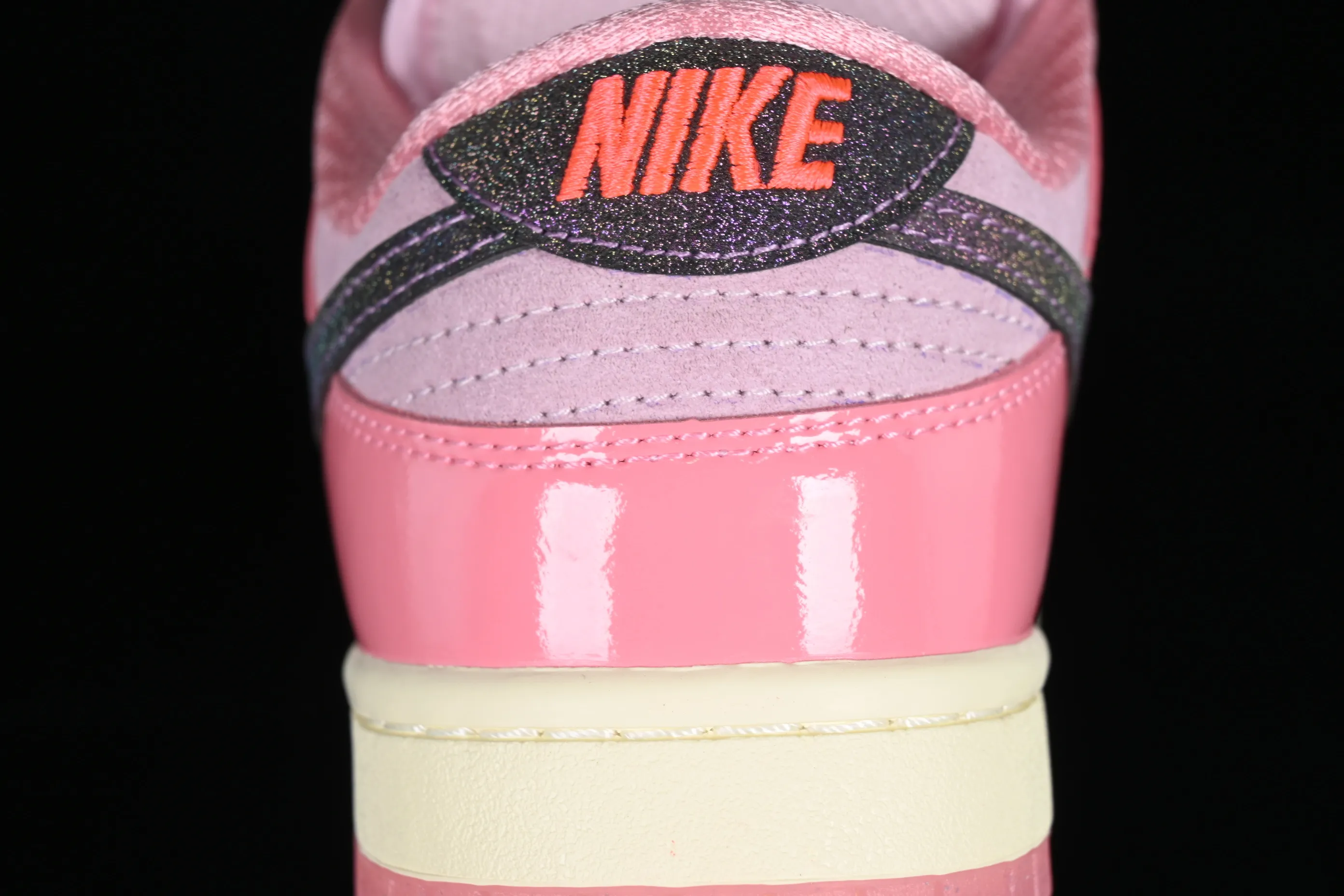 All categories Nk SB Dunk series Nk SB Dunk Low low-top sneakers Nk Dunk Low "Barbie" Barbie SB low-top sports and leisure sneakers FN8927-621